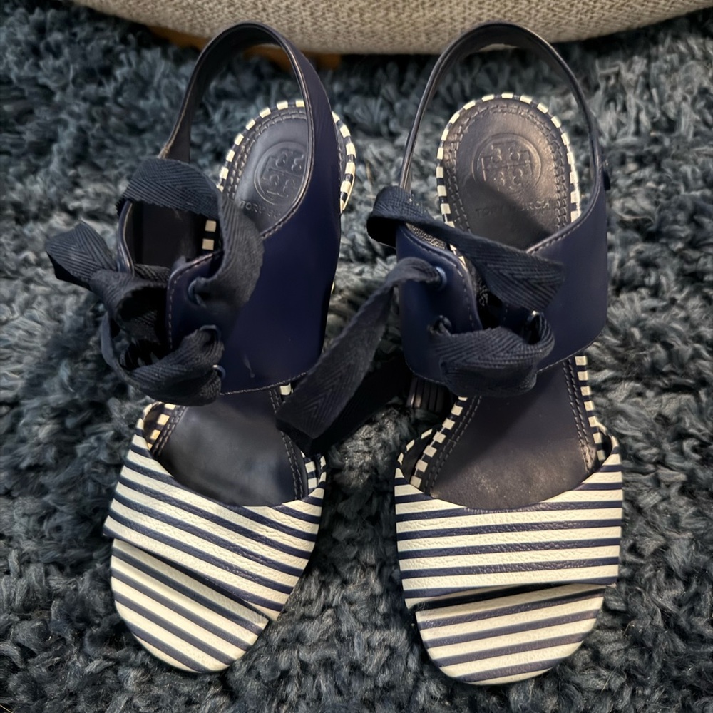 Tory Burch Navy and Cream Striped Wedges